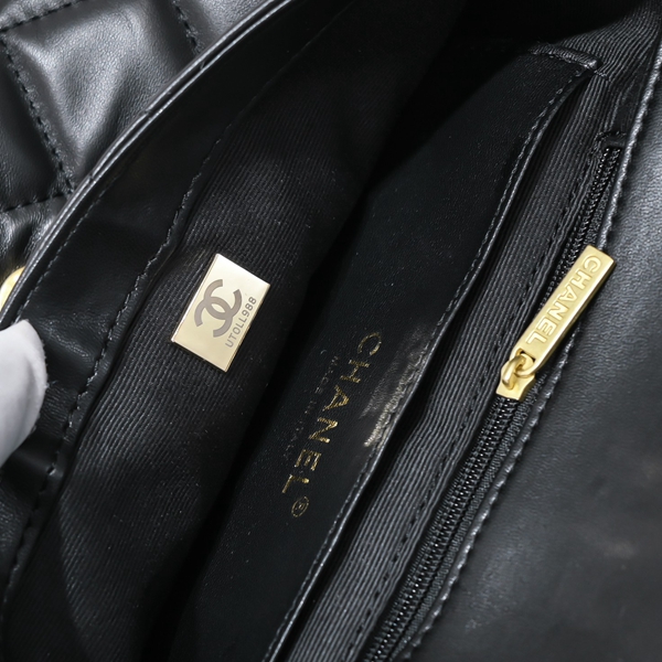 シャネルバッグ全体デザイン